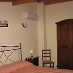 Bed & Breakfast Casalotto Aci SantʼAntonio